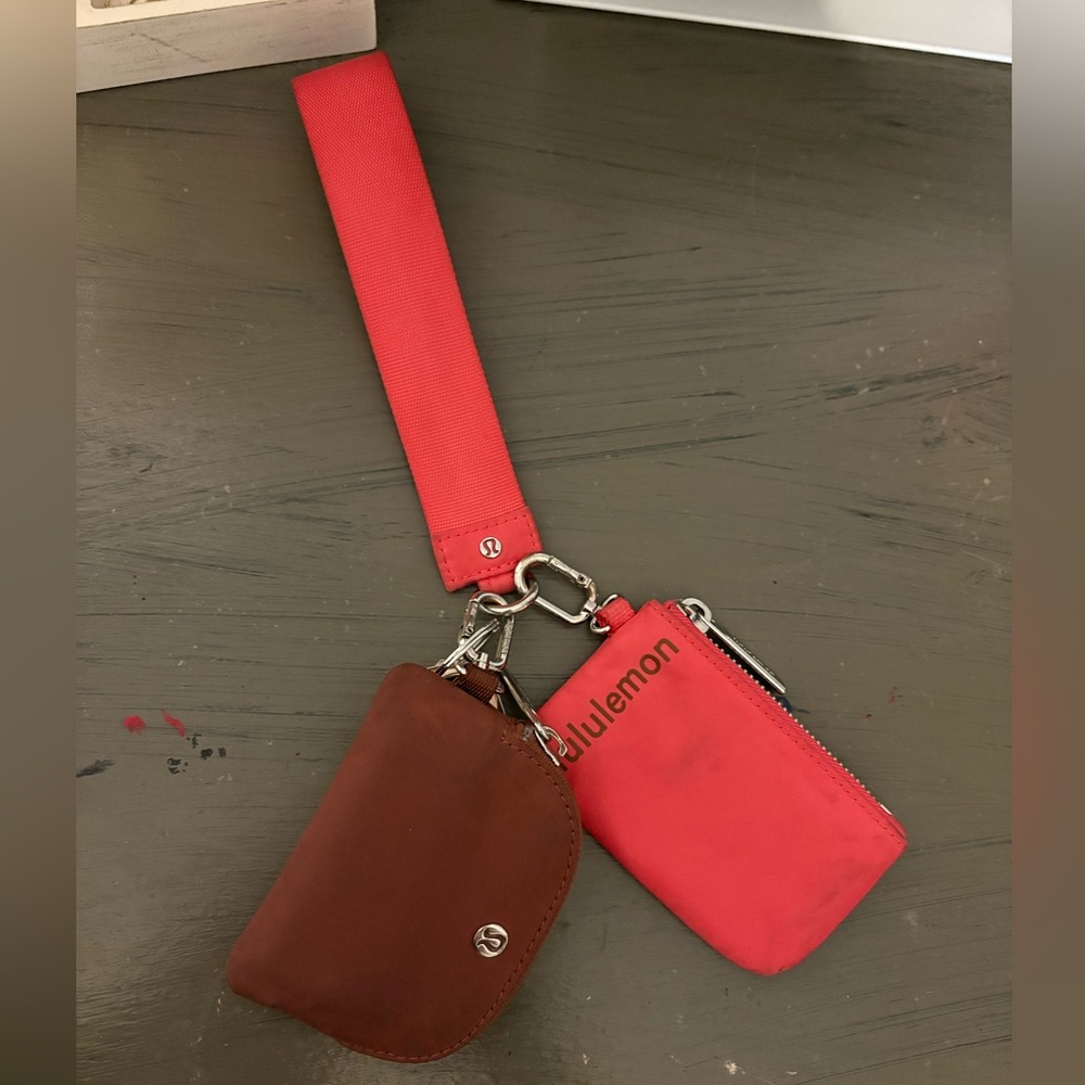 Lululemon dual pouch wristlet